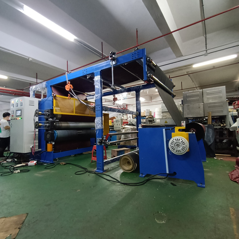 平面液压压花机